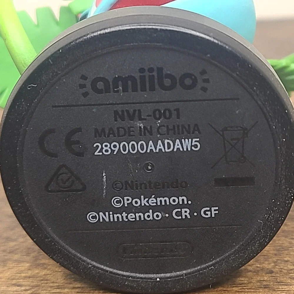 Nintendo Amiibo Ivysaur Pokemon Super Smash Bros Series Switch Character Figure